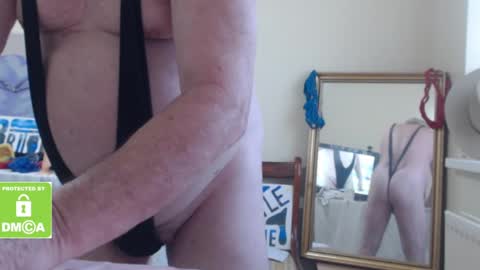 Snapshot of john_little_one chatting on 01/30/25, 04:13 JOHN online show from 01/30/25, 04:13