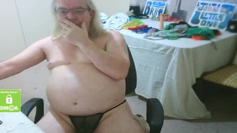 Snapshot of john_little_one chatting on 02/14/25, 06:29 JOHN online show from 02/14/25, 06:29