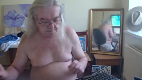Snapshot of john_little_one chatting on 06/20/26, 09:34 JOHN online show from 06/20/26, 09:34