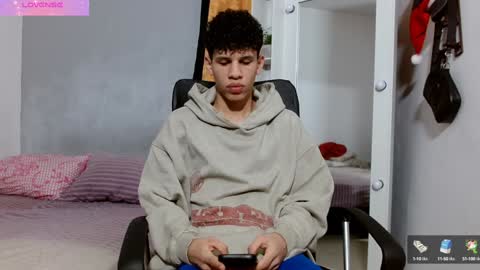 Snapshot of john_ssnow29 chatting on 01/06/25, 11:42 john_ssnow29 online show from 01/06/25, 11:42