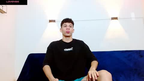 Snapshot of john_ssnow29 chatting on 11/18/25, 09:36 john_ssnow29 online show from 11/18/25, 09:36