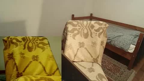 Snapshot of john_x00 chatting on 11/02/25, 04:53 John online show from 11/02/25, 04:53