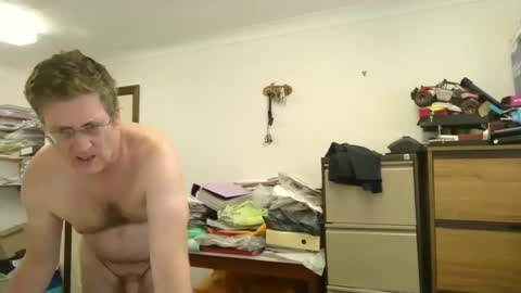 johnathan_stuart33 online show from 02/06/25, 03:31