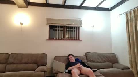 johnathan_stuart33 online show from 02/22/26, 12:12