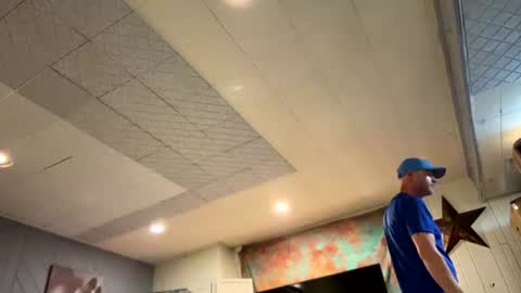 bisexual King  online show from 08/03/26, 02:21