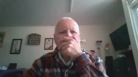 Snapshot of johndesnudado chatting on 05/03/26, 10:54 johndesnudado online show from 05/03/26, 10:54
