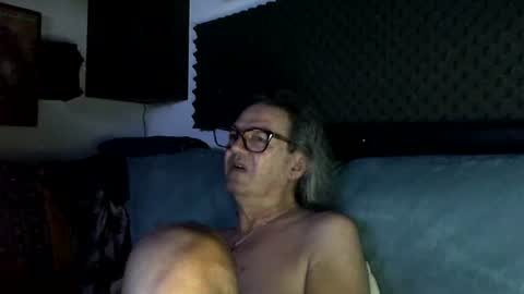 Snapshot of johndoes807113 chatting on 06/14/26, 06:26 johndoe online show from 06/14/26, 06:26