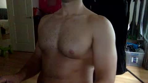 Snapshot of johnhotxxxx chatting on 02/09/26, 09:02 LETSPLAY online show from 02/09/26, 09:02