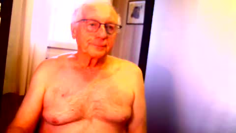 Snapshot of johnjohn6226623 chatting on 01/18/25, 03:05 johnjohn6226 online show from 01/18/25, 03:05