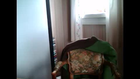 Snapshot of johnjohn6226623 chatting on 09/23/25, 12:30 johnjohn6226 online show from 09/23/25, 12:30