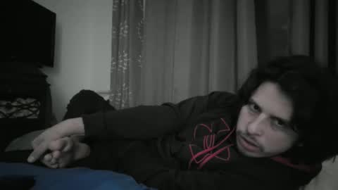 Snapshot of johnjohn90909 chatting on 12/19/25, 11:23 johnjohn online show from 12/19/25, 11:23