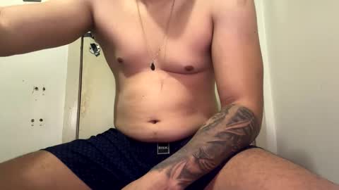 Snapshot of johnjow10 chatting on 09/18/25, 09:17 JOHN online show from 09/18/25, 09:17