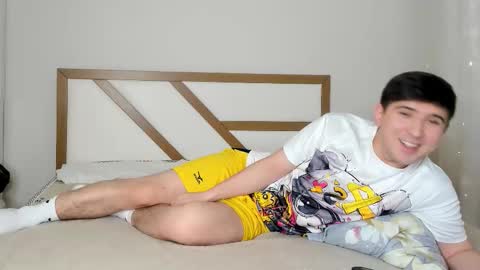 Snapshot of johnny_big_ass chatting on 01/14/26, 07:19 Johnny online show from 01/14/26, 07:19