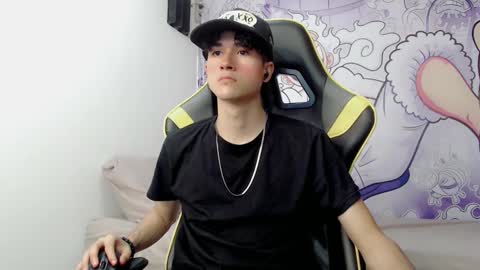 johnny_cagee online show from 01/07/25, 03:35