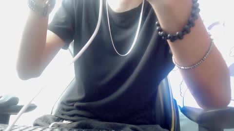 johnny_cagee online show from 02/03/25, 03:42