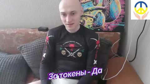 Snapshot of johnny_positive chatting on 02/16/25, 05:59 Johnny online show from 02/16/25, 05:59