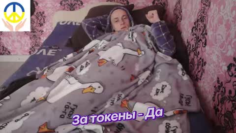 Snapshot of johnny_positive chatting on 02/19/25, 09:17 Johnny online show from 02/19/25, 09:17