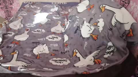 Snapshot of johnny_positive chatting on 02/23/25, 06:39 Johnny online show from 02/23/25, 06:39