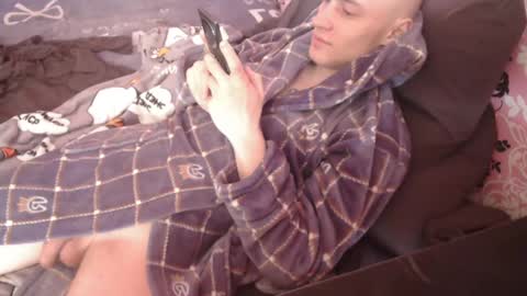 Snapshot of johnny_positive chatting on 02/27/25, 05:45 Johnny online show from 02/27/25, 05:45