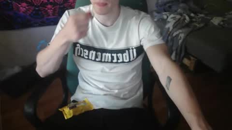 Snapshot of johnny_positive chatting on 09/09/25, 07:41 Johnny online show from 09/09/25, 07:41