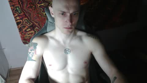 Snapshot of johnny_positive chatting on 11/04/25, 04:28 Johnny online show from 11/04/25, 04:28