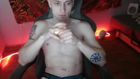 Snapshot of johnny_positive chatting on 11/12/25, 03:45 Johnny online show from 11/12/25, 03:45