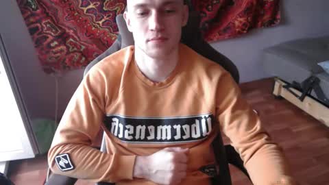 Snapshot of johnny_positive chatting on 12/14/25, 10:20 Johnny online show from 12/14/25, 10:20