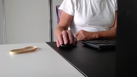 Snapshot of johnny_walker14 chatting on 12/20/25, 09:27 johnny_walker14 online show from 12/20/25, 09:27