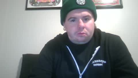 Snapshot of johnnyb1118 chatting on 01/30/25, 06:56 johnnyb1118 online show from 01/30/25, 06:56