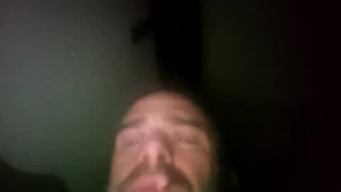 Snapshot of johnnycoc69 chatting on 12/17/25, 07:42 johnnycoc69 online show from 12/17/25, 07:42