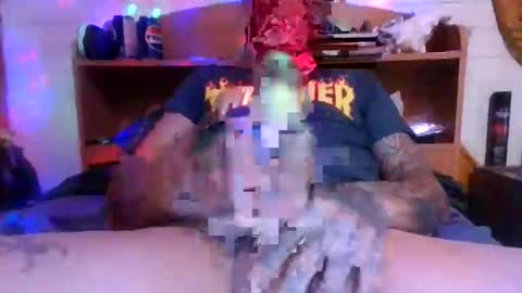 Snapshot of johnnyct36 chatting on 11/03/25, 10:21 johnnyct36 online show from 11/03/25, 10:21