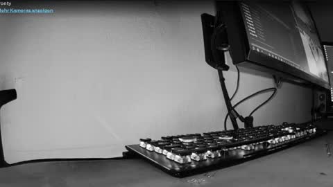 Snapshot of johnnydevil35 chatting on 02/17/25, 10:07 Hawk Tuah enjoyer online show from 02/17/25, 10:07