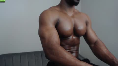 Snapshot of johnnydolce50 chatting on 02/17/25, 07:10 MASTER OF SUBS BETA SLAVES online show from 02/17/25, 07:10