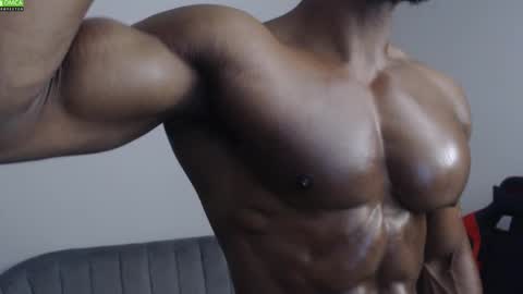 Snapshot of johnnydolce50 chatting on 10/09/25, 06:28 MASTER OF SUBS BETA SLAVES online show from 10/09/25, 06:28