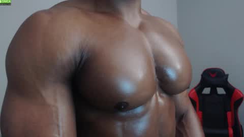 Snapshot of johnnydolce50 chatting on 11/11/25, 08:42 MASTER OF SUBS BETA SLAVES online show from 11/11/25, 08:42