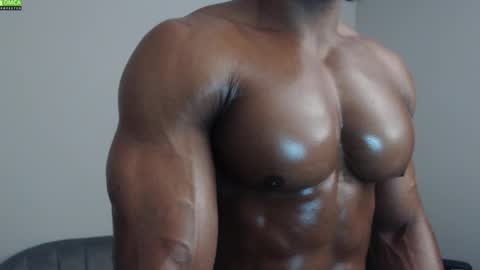 Snapshot of johnnydolce50 chatting on 11/29/25, 09:51 MASTER OF SUBS BETA SLAVES online show from 11/29/25, 09:51