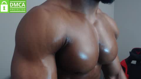 Snapshot of johnnydolce50 chatting on 12/20/25, 10:39 MASTER OF SUBS BETA SLAVES online show from 12/20/25, 10:39