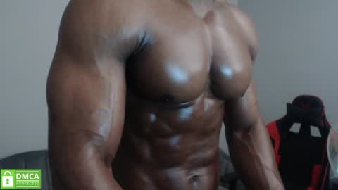 Snapshot of johnnydolce50 chatting on 07/06/26, 05:59 MASTER OF SUBS BETA SLAVES online show from 07/06/26, 05:59