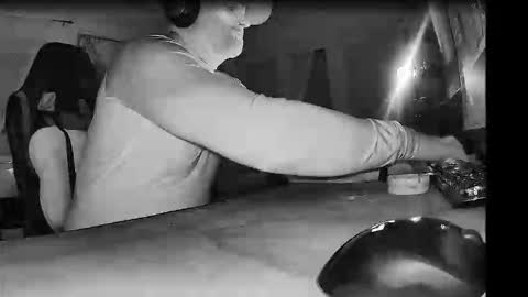 Snapshot of johnnygonehoe chatting on 12/21/25, 03:52 Hawk Tuah enjoyer online show from 12/21/25, 03:52