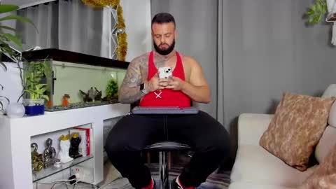 JOHNNY online show from 12/23/24, 11:06