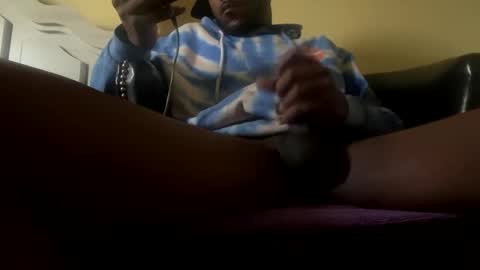 Snapshot of johnnyhunggg chatting on 01/09/25, 06:57 JohnnyHunggg online show from 01/09/25, 06:57