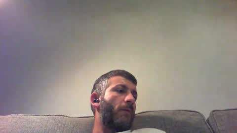 Snapshot of johnnypoly chatting on 11/06/25, 02:12 bigboy online show from 11/06/25, 02:12