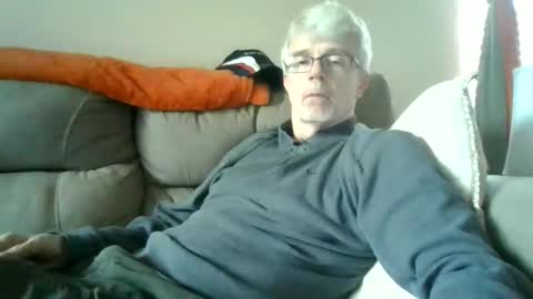 Snapshot of johnnyrocket12345678 chatting on 10/25/25, 02:35 johnnyrocket12345678 online show from 10/25/25, 02:35