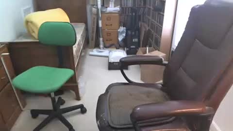 johnnys110153 online show from 11/17/25, 03:07