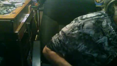 Snapshot of johnnyshung1 chatting on 11/02/25, 03:14 johnnyshung1 online show from 11/02/25, 03:14