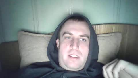 Snapshot of johnoreon chatting on 12/14/24, 06:20 johnoreon online show from 12/14/24, 06:20