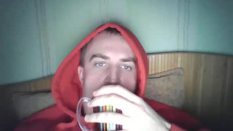 Snapshot of johnoreon chatting on 12/16/24, 12:27 johnoreon online show from 12/16/24, 12:27