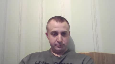 Snapshot of johnoreon chatting on 02/14/25, 04:41 johnoreon online show from 02/14/25, 04:41
