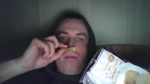 Snapshot of johnoreon chatting on 03/05/25, 03:07 johnoreon online show from 03/05/25, 03:07