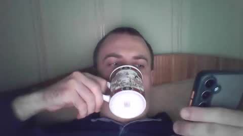 Snapshot of johnoreon chatting on 10/04/25, 07:50 johnoreon online show from 10/04/25, 07:50